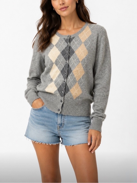 Apt. 9 Sweaters - Cashmere Apt. 9 Gray Argyle Button-Front Cardigan with Beige Accents Y2K